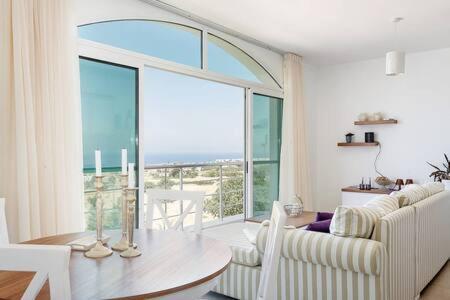 Joya Cyprus Mermaid Penthouse Apartment Agios Amvrosios  Zewnętrze zdjęcie