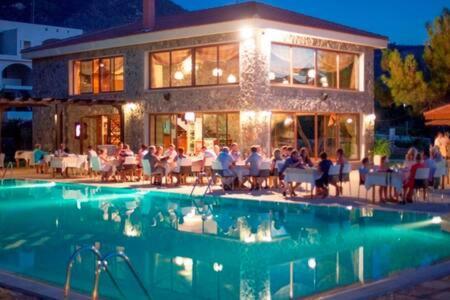 Joya Cyprus Mermaid Penthouse Apartment Agios Amvrosios  Zewnętrze zdjęcie